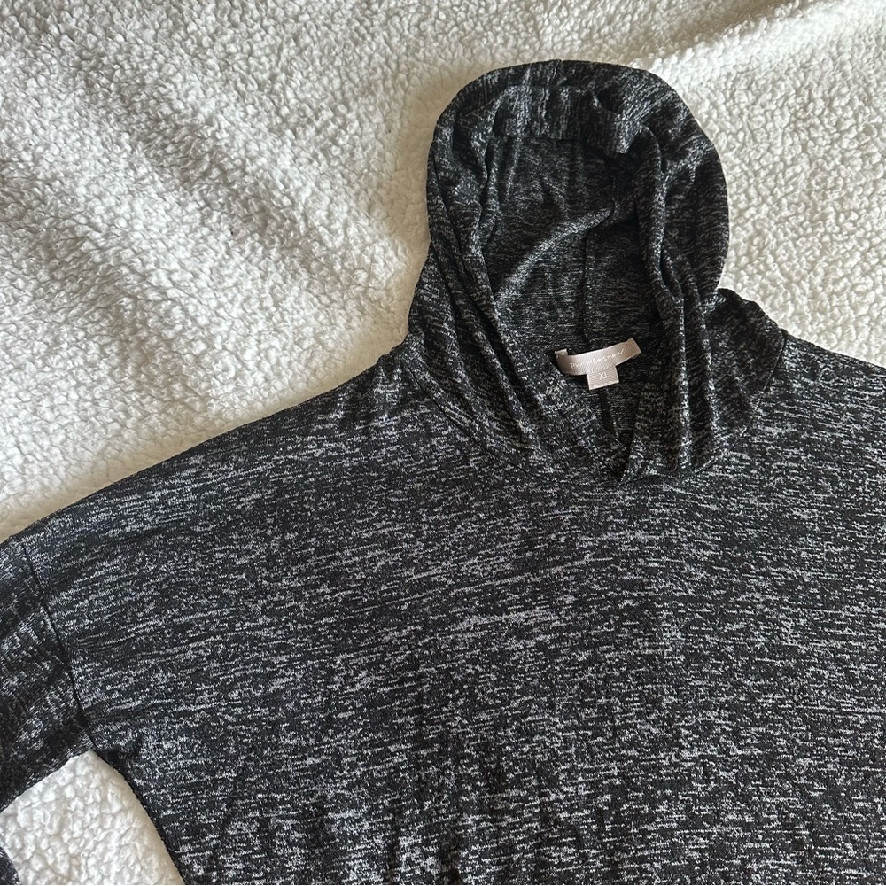 Purple Snow Women's Black and Gray Sweater